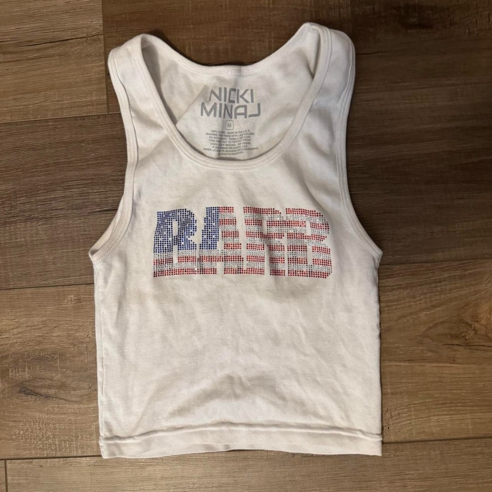 Barb rhinestone tank top - Picture 3 of 5